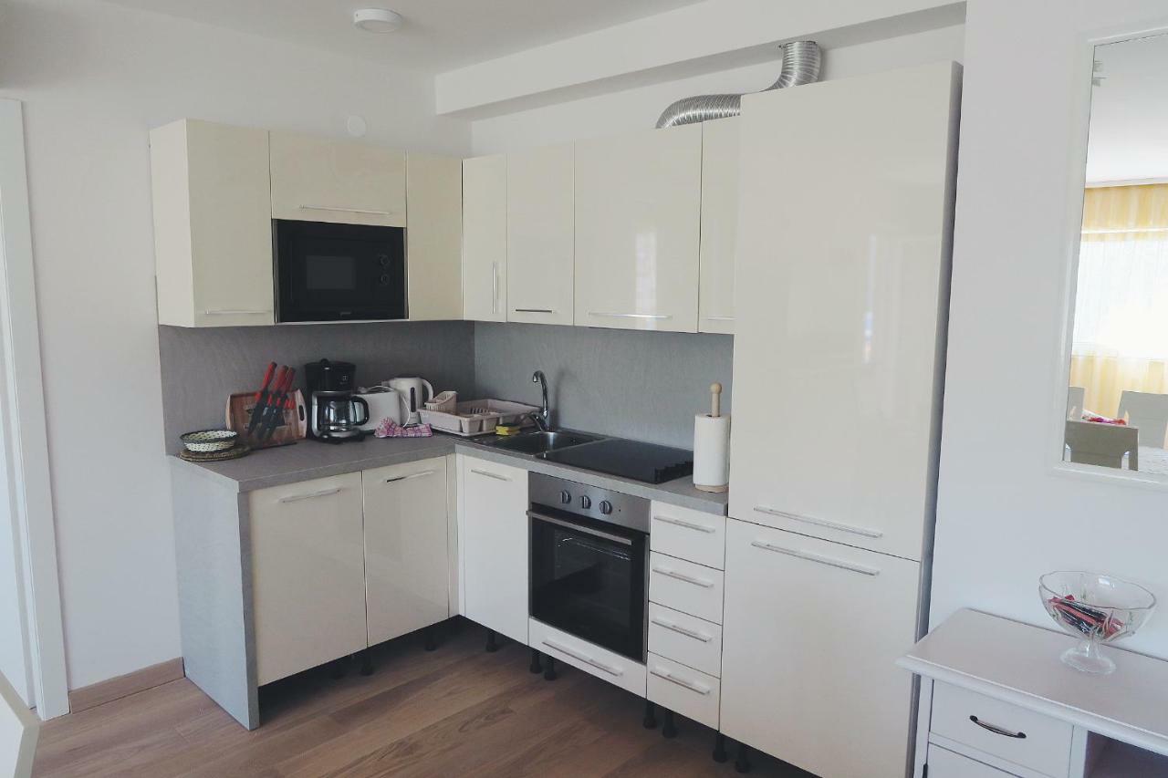 Apartment Sweet Dream 2 *